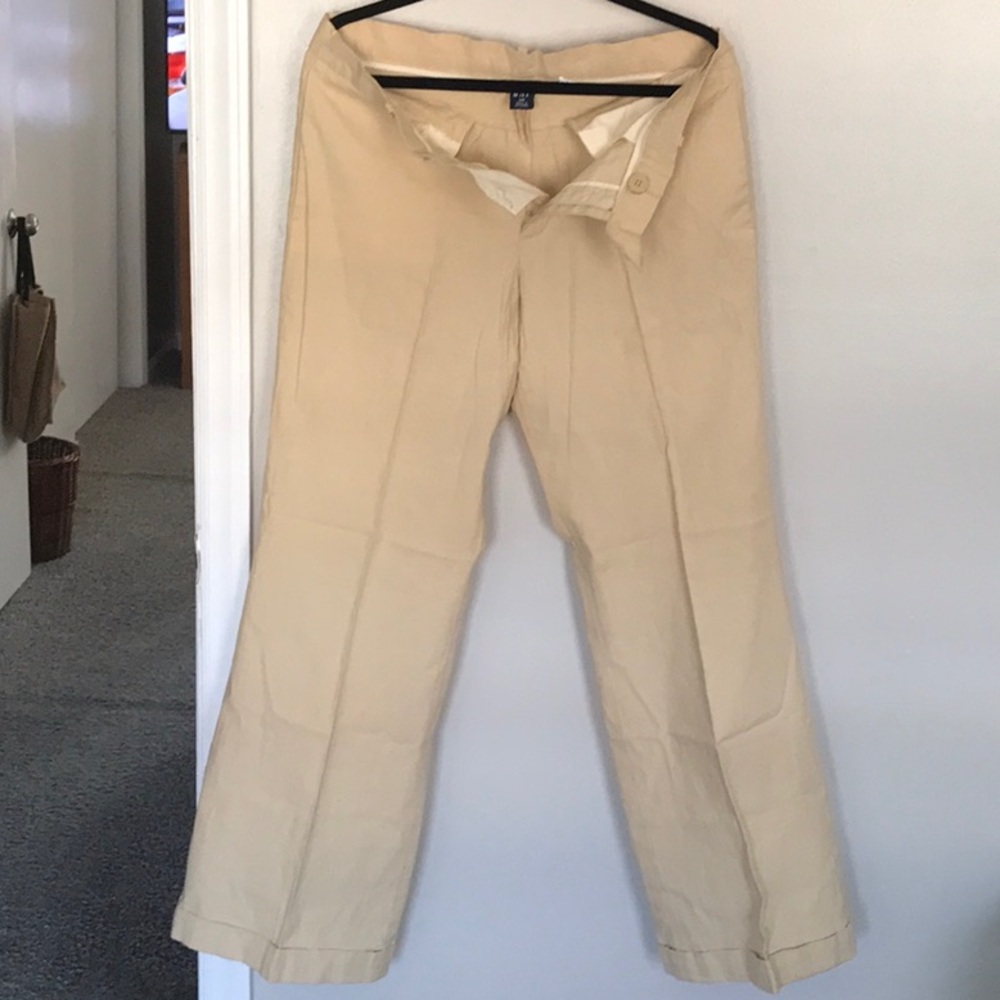 Women's Cuffed Tan GAP Linen Pants